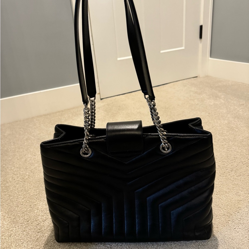 Authentic YSL large Loulou calfskin Y quilted monogram. - Picture 7 of 8